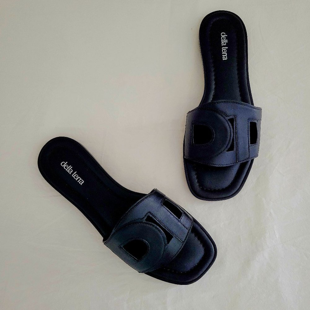 DELLA TERRA VEGAN FLAT SQUARE TOE SLIDES BLACK SIZE 8 EUC